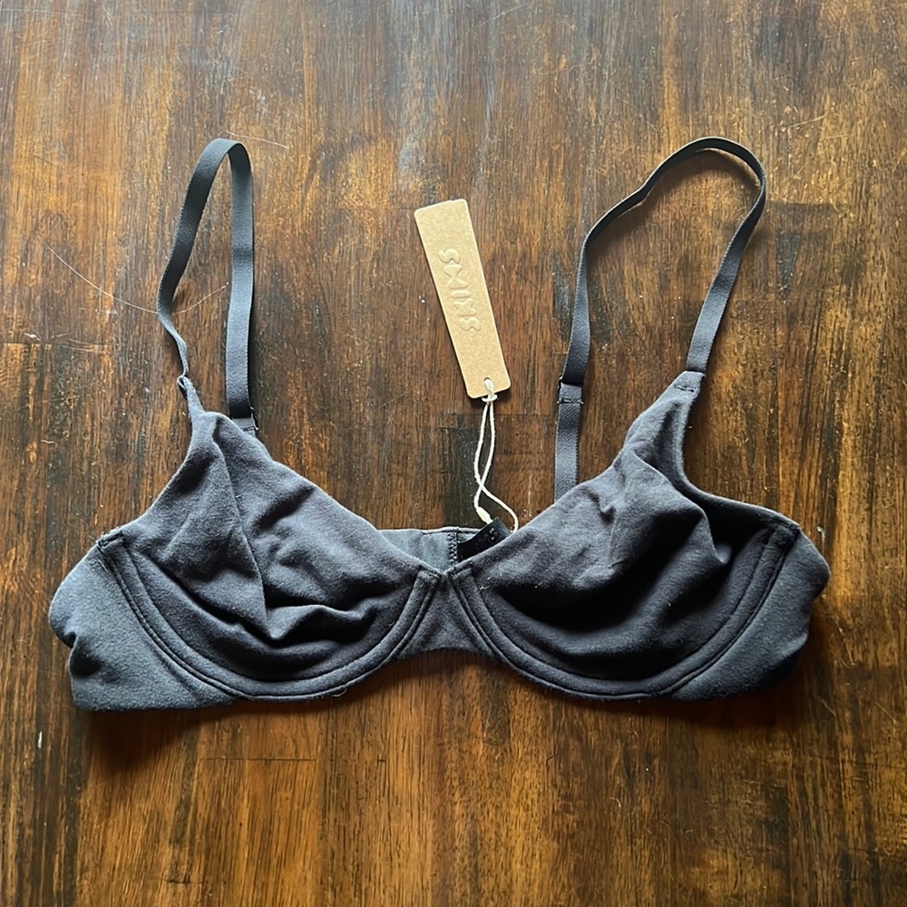 SKIMS Cotton Jersey T-Shirt Bra 34B NWT
